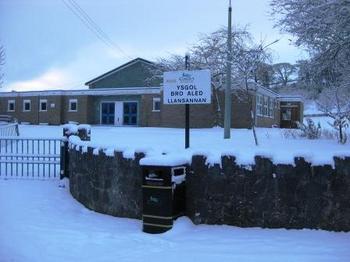 Ysgol  Bro Aled.JPG